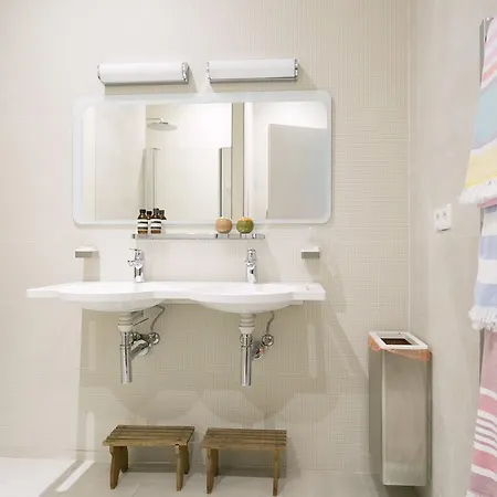 Veeve Holiday home Paris